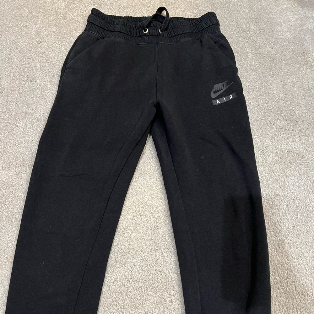 NIKE SWEATS